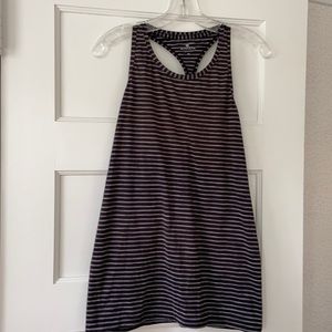 Women’s exercise tank top